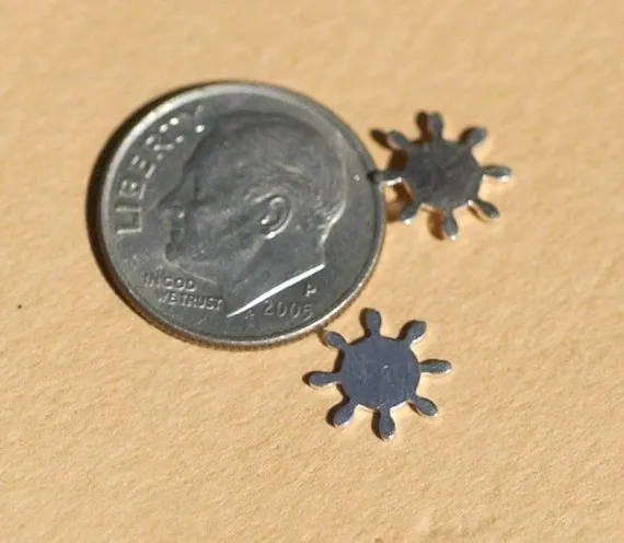 Tiny metal Ship Wheel blanks