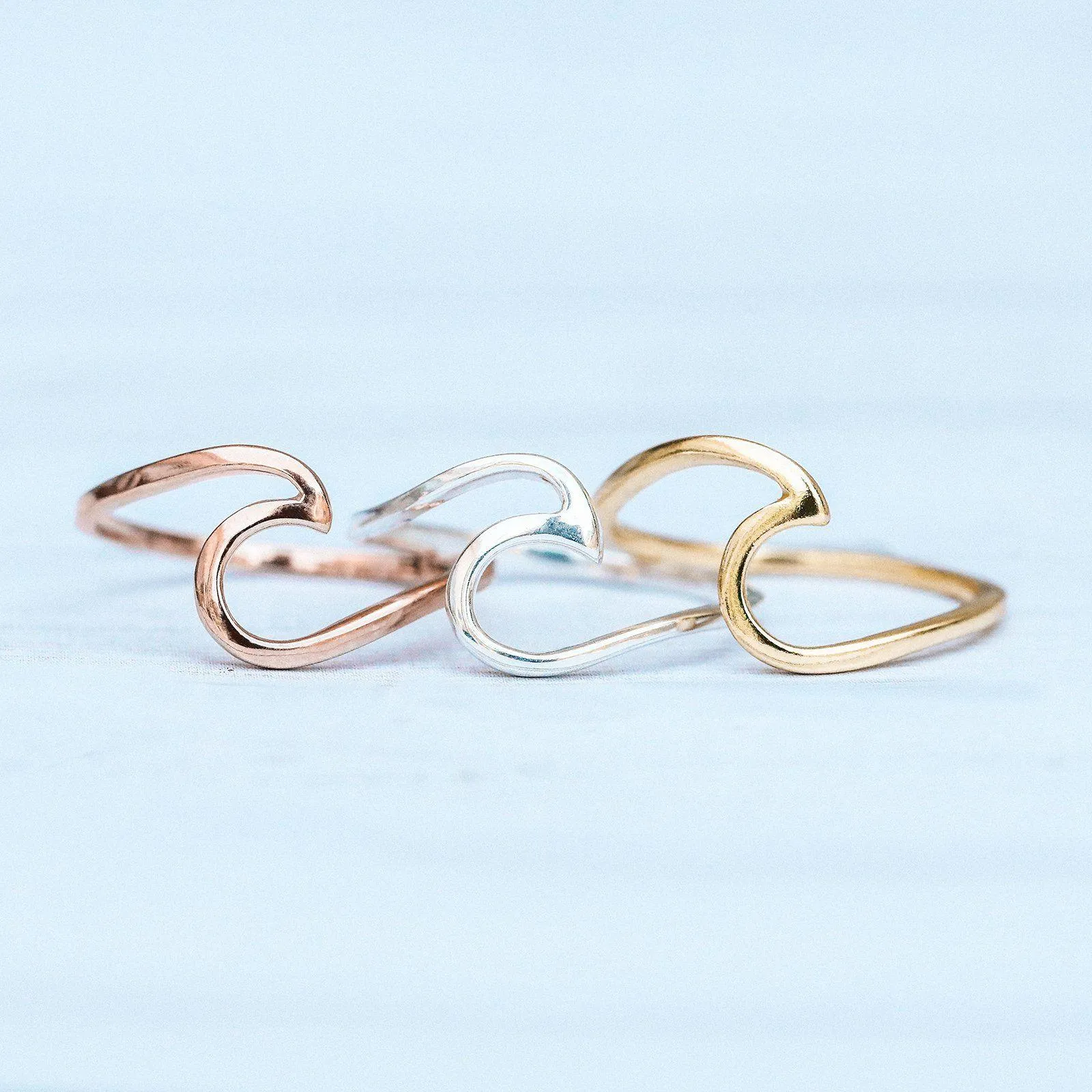 Trendolla Sterling Silver Highs And Lows Ring Wave Ring