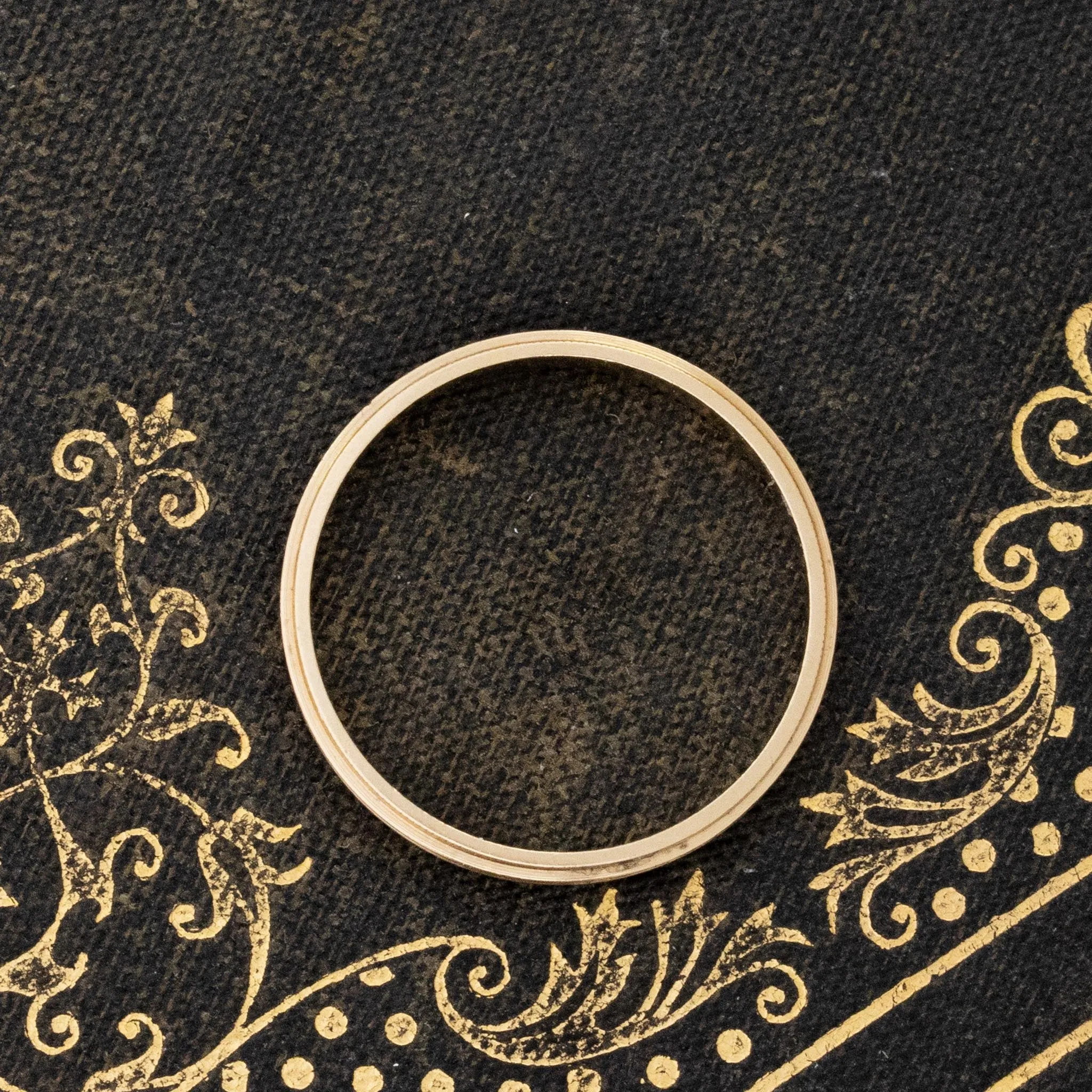 Vintage Grooved Wedding Band, 2.4mm
