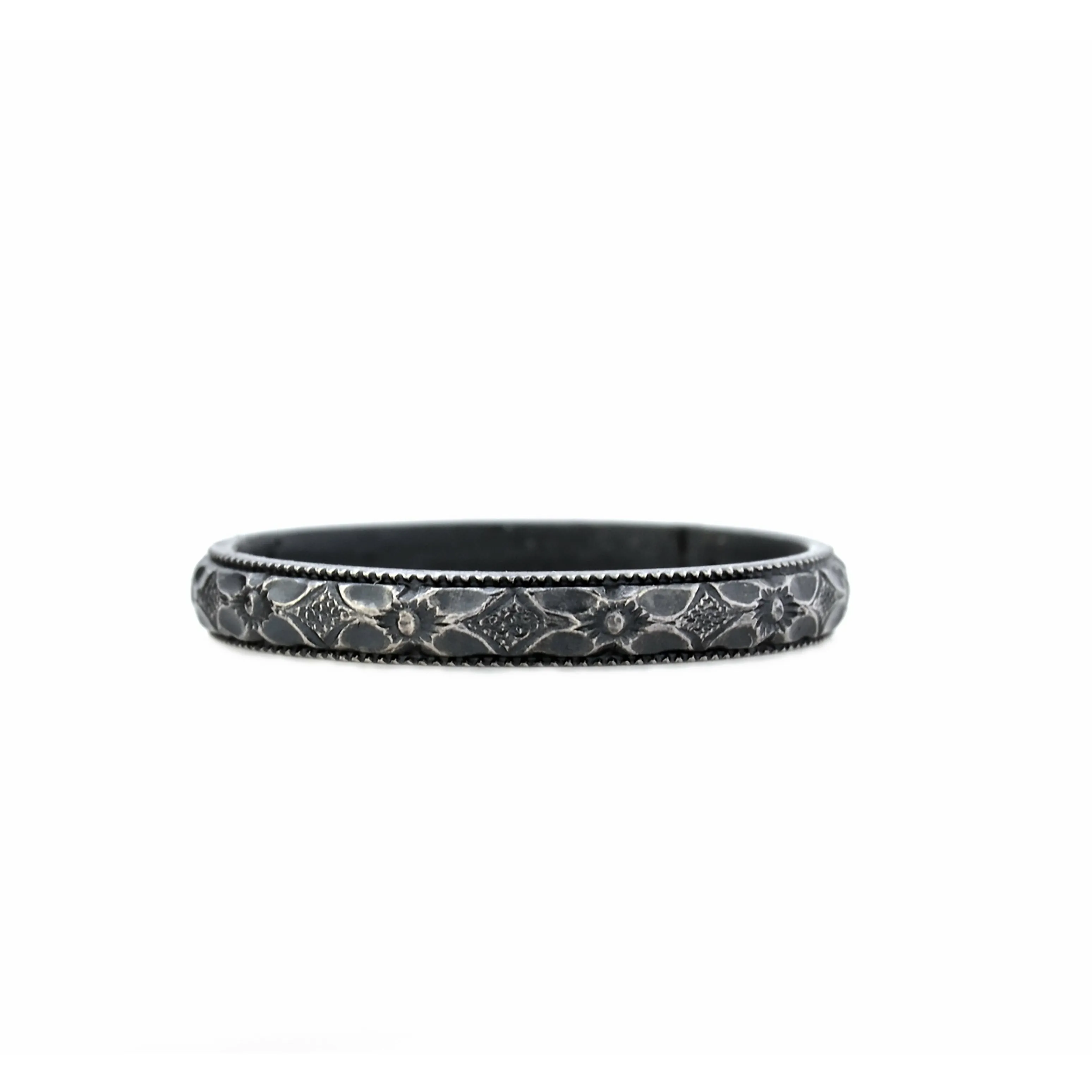 Women's Diamond Pattern Ring Band