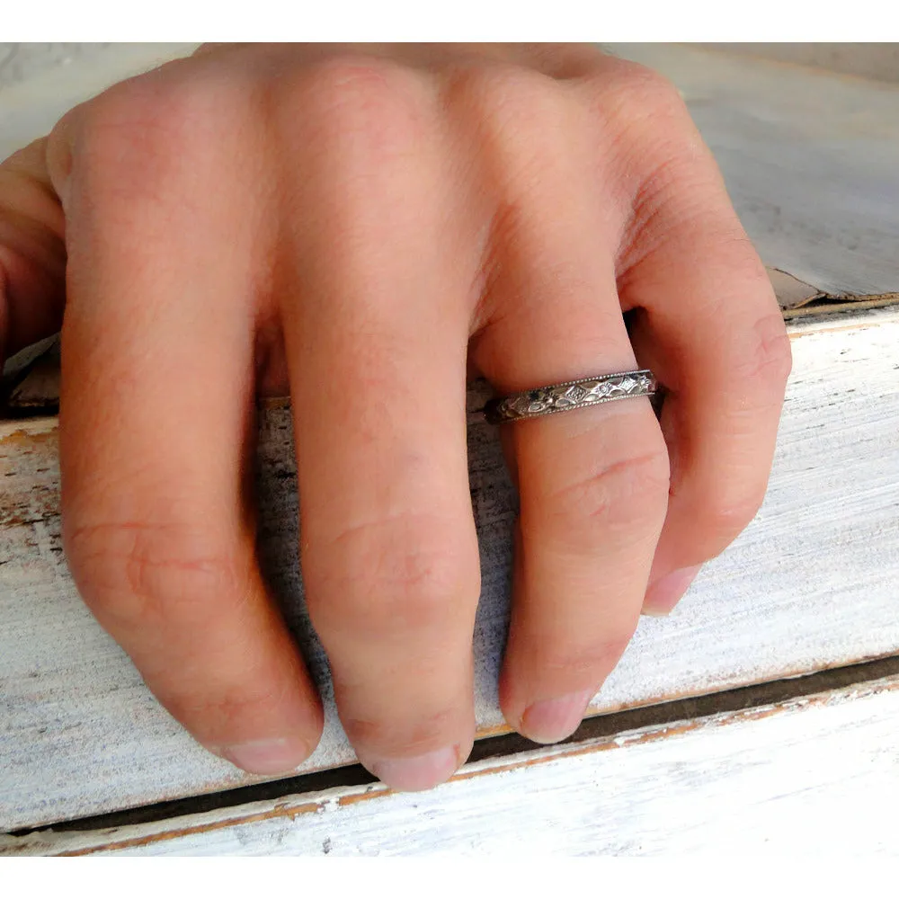 Women's Diamond Pattern Ring Band