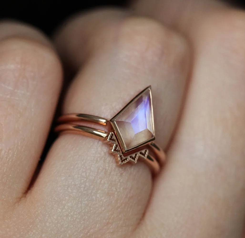 Zara Kite Moonstone Solitaire Ring